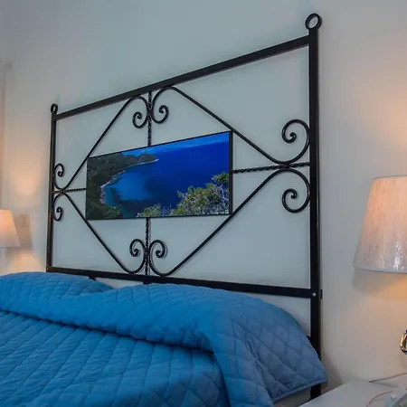 Nocleg ze śniadaniem Lungomare Porto Santo Stefano *