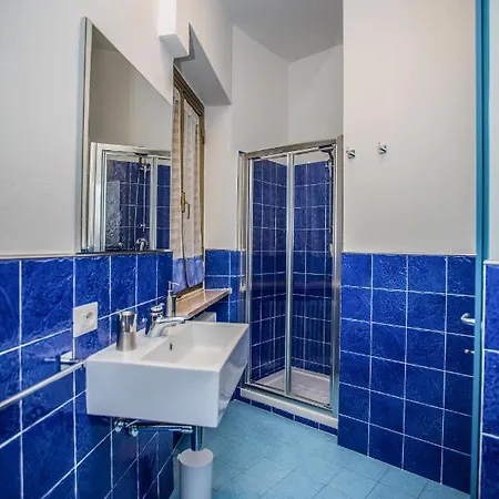 Lungomare Porto Santo Stefano *