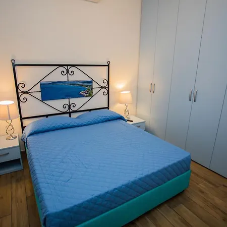 Lungomare Porto Santo Stefano *