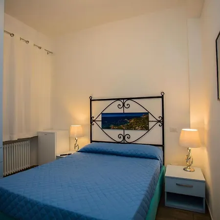 Nocleg ze śniadaniem Lungomare Porto Santo Stefano