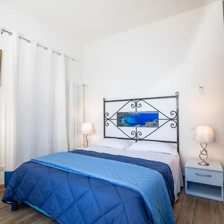 Nocleg ze śniadaniem Lungomare Porto Santo Stefano *