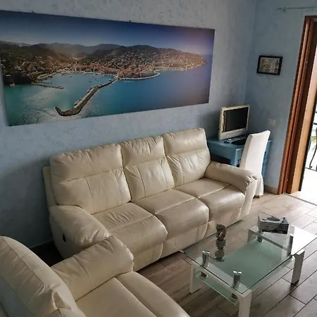 Nocleg ze śniadaniem Lungomare Porto Santo Stefano *